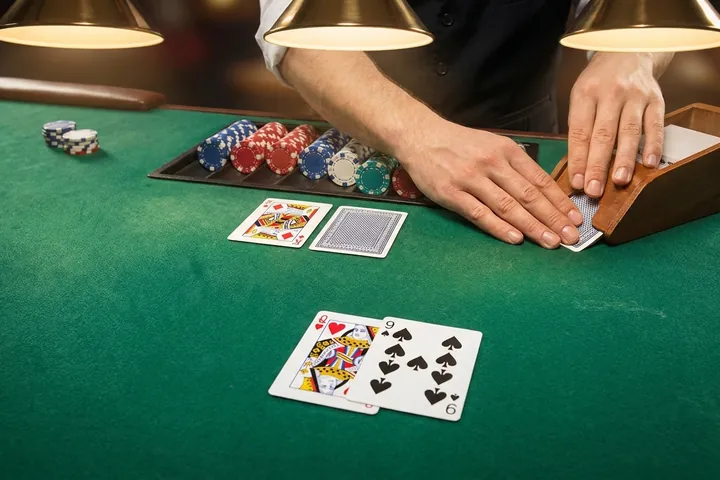 Two-deck deal in Double Deck Blackjack