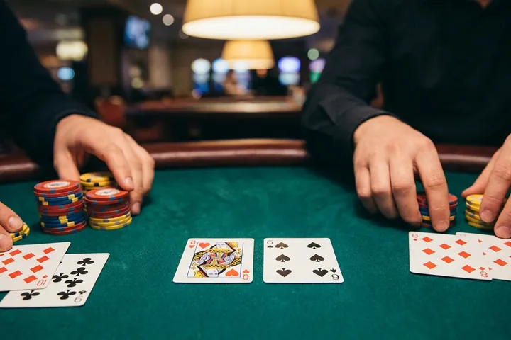Play the visible total in Double Exposure Blackjack